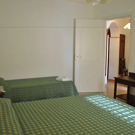 Hotel Ristorante Borgo La Tana