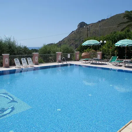 Szálloda Ristorante Borgo La Tana