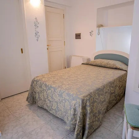 Hotel Ristorante Borgo La Tana