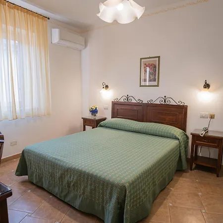 Szálloda Ristorante Borgo La Tana 3*