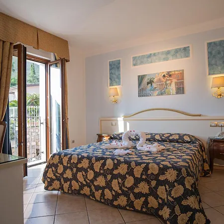 Szálloda Ristorante Borgo La Tana