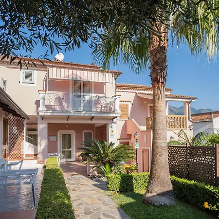 Ristorante Borgo La Tana ماراتييا