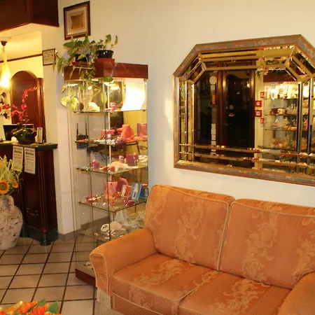 فندق Ristorante Borgo La Tana