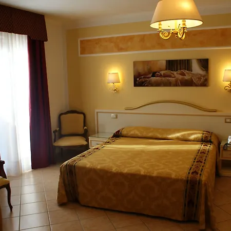 Ristorante Borgo La Tana فندق 3*