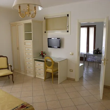 Hotel Ristorante Borgo La Tana