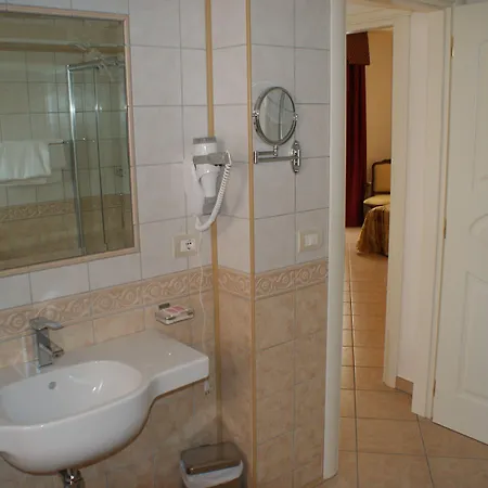 Ristorante Borgo La Tana Hotel 3*