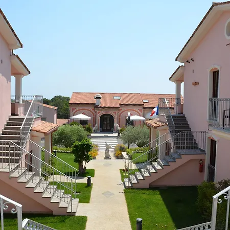 Ristorante Borgo La Tana 3*