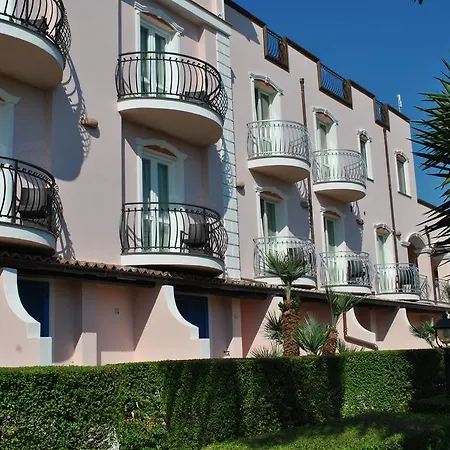 Szálloda Ristorante Borgo La Tana 3*